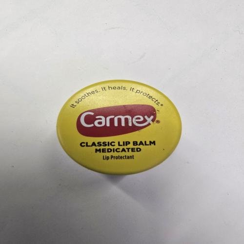 Carmex classic lip balm medicated .25 oz yellow color