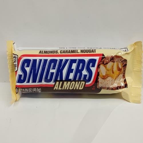 Candy SNICKERS ALMOND